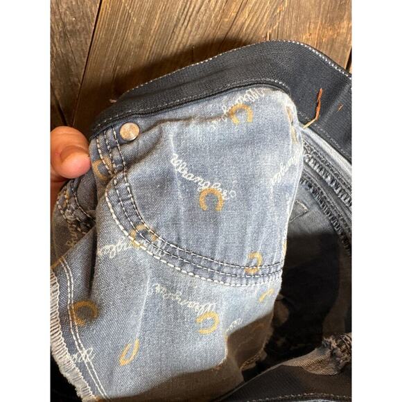 Wrangler Women's Q-Baby Ultimate Riding Jeans Size 9/10 x 36 Medium Wash - Picture 7 of 9